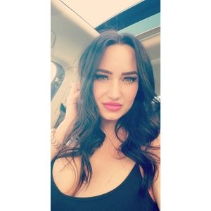 Meet your Posher, Amanda